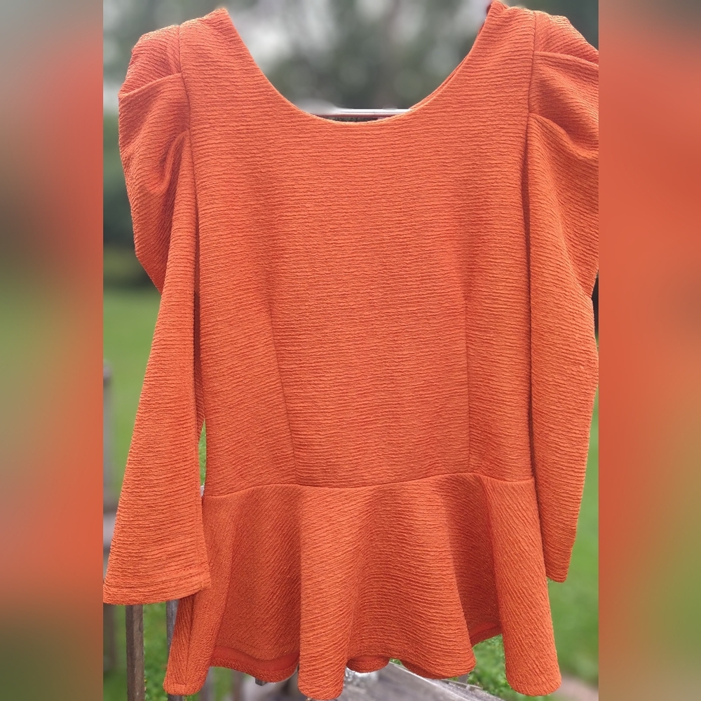 Timing Peplum Top Medium